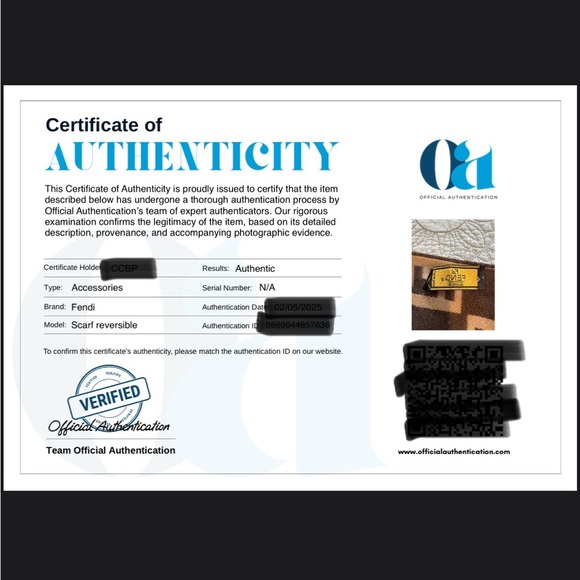 FENDI ZUCCA WOOL SCARF- REVERSIBLE WITH COA - Picture 10 of 10